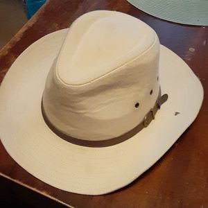 Pierre Cardin Full brim hat